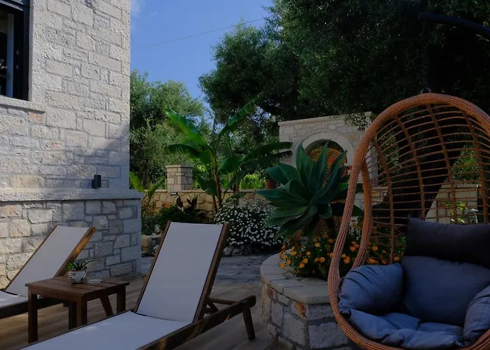 Villa Olive Green